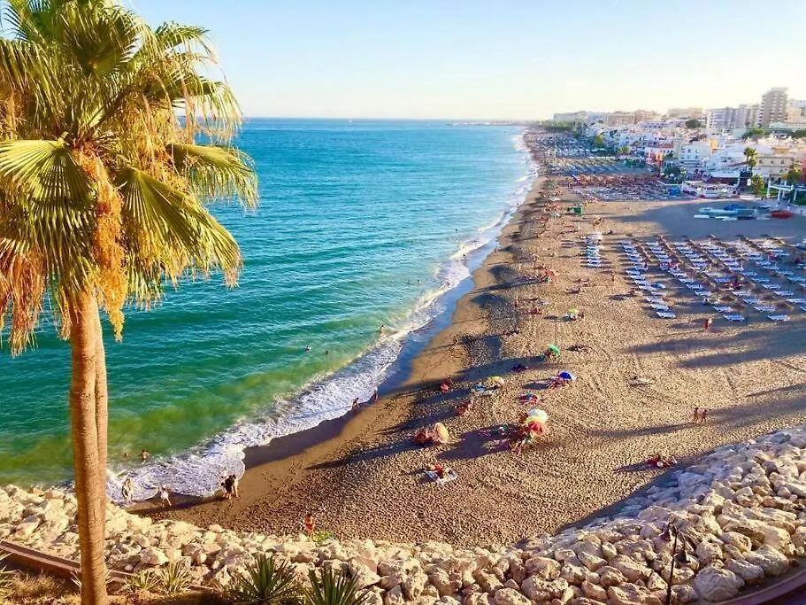 Cozy Holiday Home Palmeras - Wifi, Ac, Pool Torremolinos