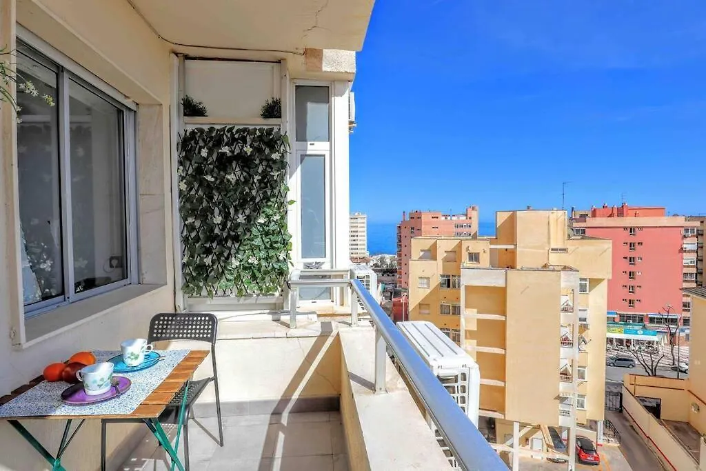 Cozy Holiday Home Palmeras - Wifi, Ac, Pool Torremolinos